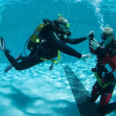 Dom Pedro Madeira Hotel 4*