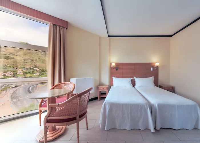 Dom Pedro Madeira 4* Machico (Madeira)