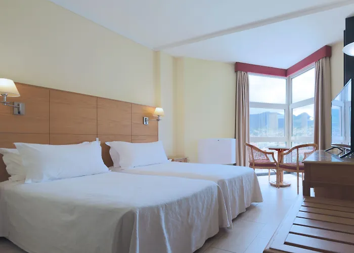 Hotel Dom Pedro Madeira Machico (Madeira)