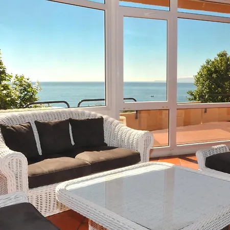 Baia Madeira Hotel 4*