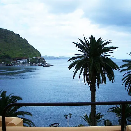 מלון Dom Pedro Madeira 4*