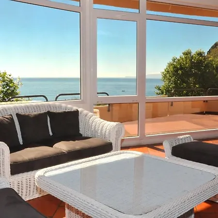 Ξενοδοχείο Baia Madeira 4*