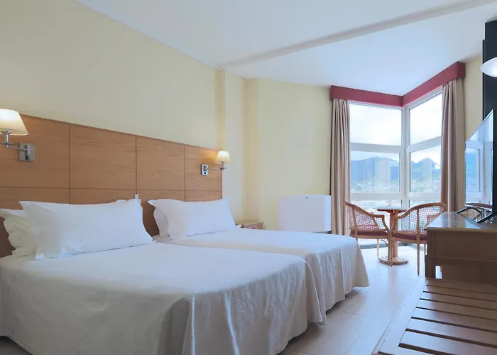 Dom Pedro Madeira Hotel 4*