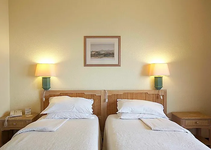 Hotel Dom Pedro Madeira 4*